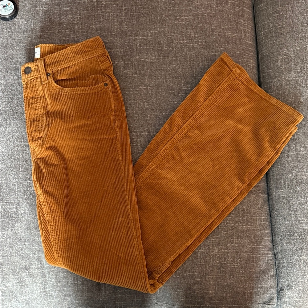 Women's Corduroy Jeans in Mustard